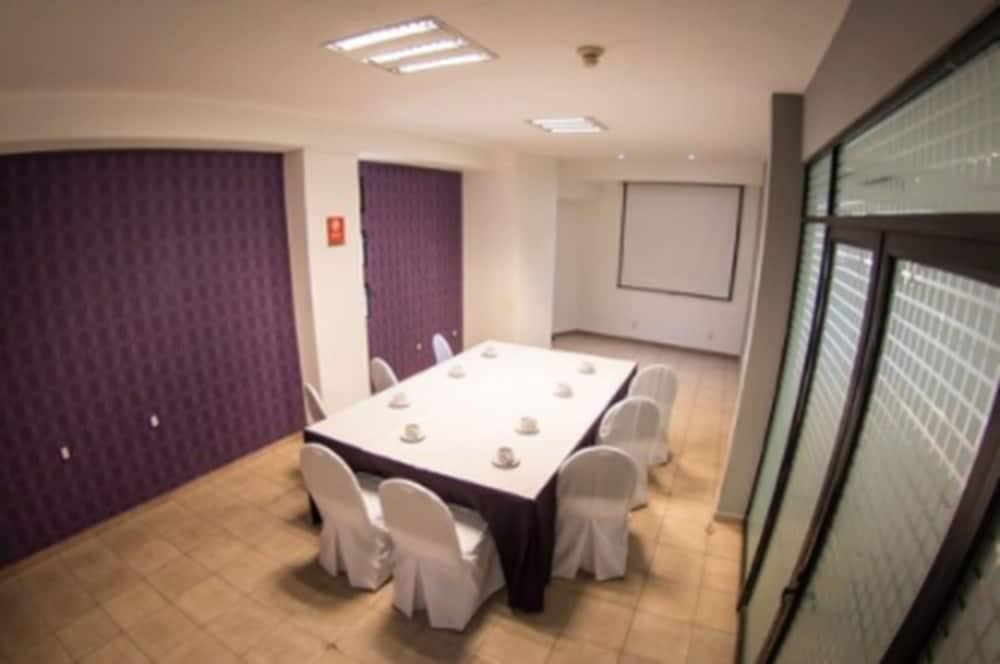Hotel Real Azteca Boulevard 莱昂 外观 照片